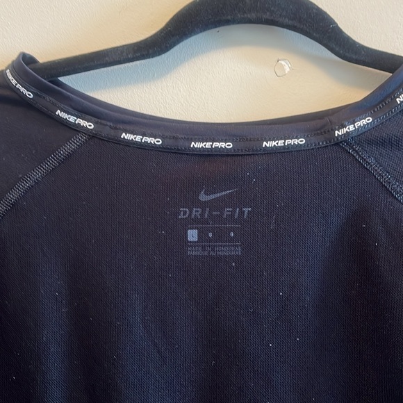 Nike Pro Dri-Fit Long Sleeve Athletic Top - Picture 7 of 8